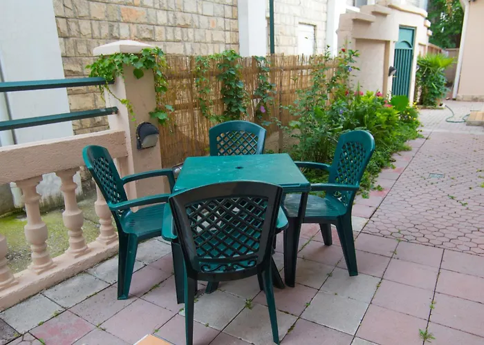 Rooms & Apartments Boskovic